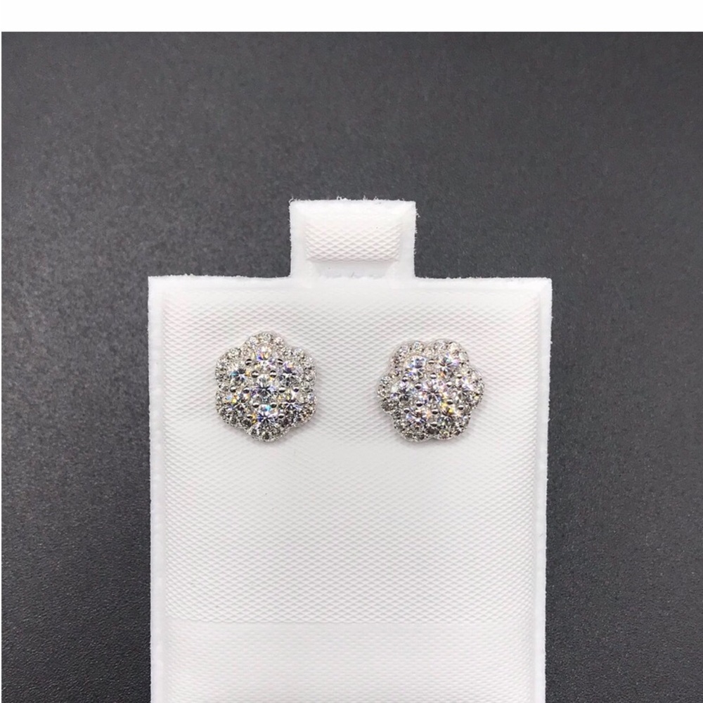Elegant 925 Sterling Silver 1.10CT MOISSANITE Floral Stud screw back Earrings - Picture 9 of 11